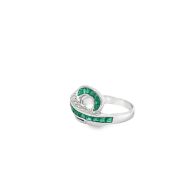 White Gold Princess Cut Emerald & Brilliant Cut Diamond Ring - 1.97ct