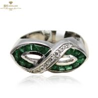 White Gold Baguette Cut Emerald & Brilliant Cut Diamond Ring - 0.40 ct