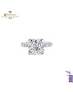 White Gold Radiant & Round Cut Diamond Ring - 6.21ct