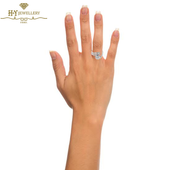 White Gold Brilliant Cut Diamond Ring - 0.65 ct-10162