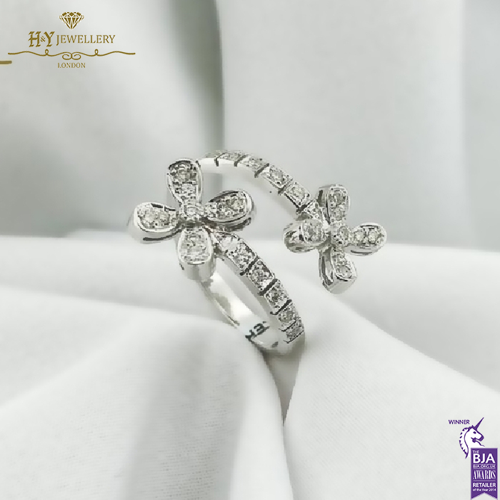 White Gold Brilliant Cut Diamond Flower shape Ring - 0.28ct-14341