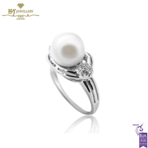 White Gold Pearl & Brilliant Cut Diamond Ring - 0.05ct-14174