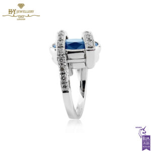White Gold Oval Cut Sapphire & Brilliant with Baguette Cut Diamond Ring - 7.79ct-14149