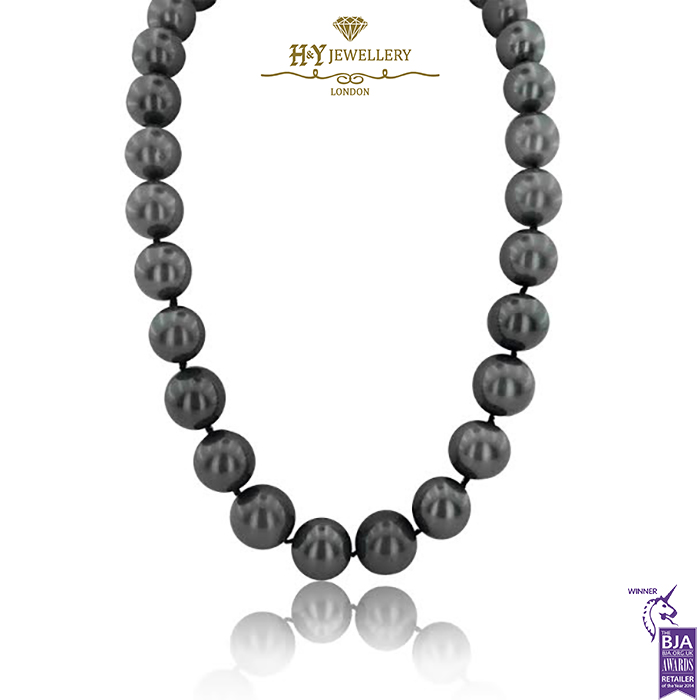 White Gold Tahitian South Sea Pearl & Diamond Necklace - 0.30ct-0