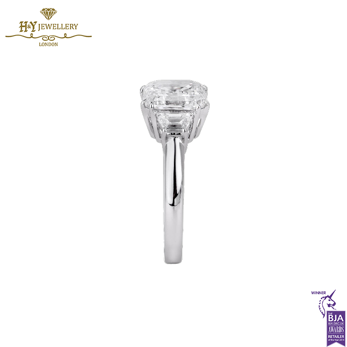 White Gold Asscher & Trapeze Cut Diamond Ring - 3.58ct-14029