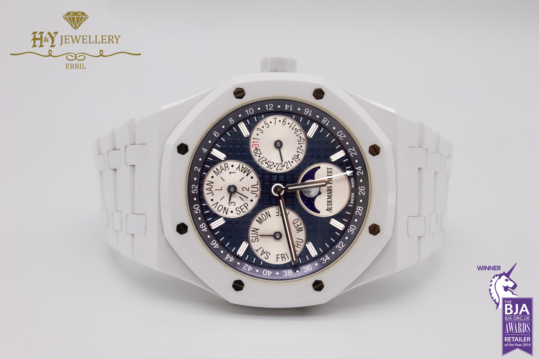 Audemars Piguet Royal Oak Perpetual Calendar White Ceramic - ref 26579CB.OO.1225CB.01-9994