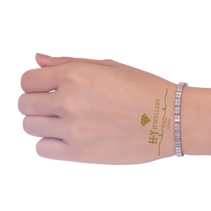 White Gold Baguette Cut Diamond Tennis Bracelet - 8.00ct-9300