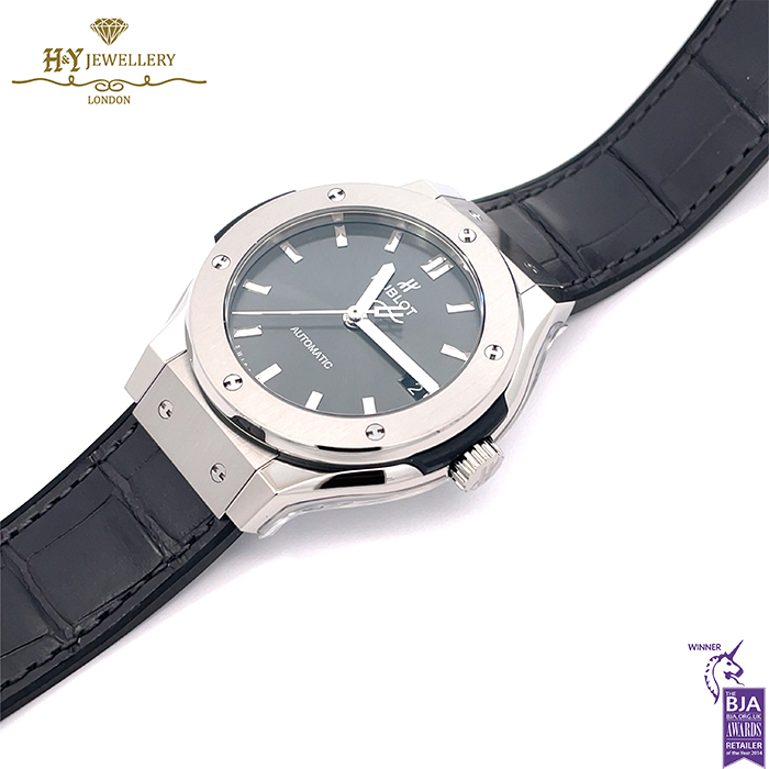 Hublot Classic Fusion Titanium Gray - ref 565.NX.7071.LR-17182