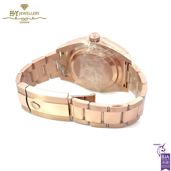 Rolex Sky-Dweller Chocolate Dial Everose Gold - ref 326935-15772