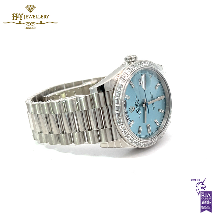 Rolex Day-Date Platinum with Factory Diamonds - ref M228396TBR-0002-15686