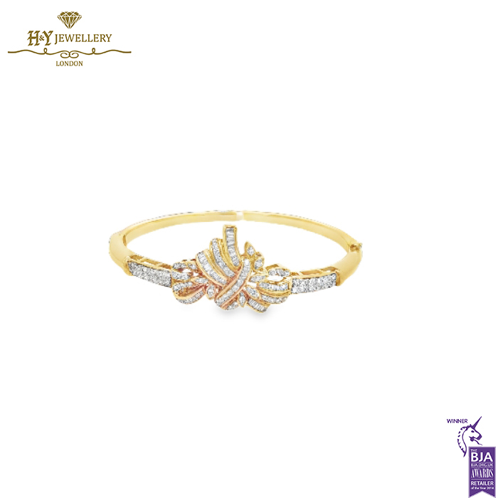 Yellow Gold Baguette & Brilliant Cut Diamond Set - 11.75ct-16308