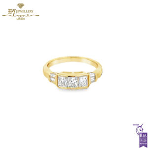 Yellow Gold Princess Diamond & Baguette Tapered Diamond Cut Ring - 1.14ct-0