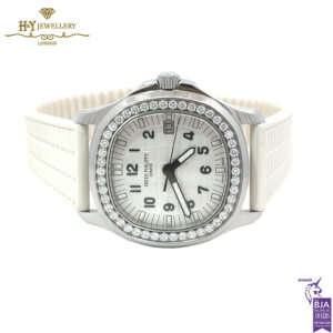 Patek Philippe Aquanaut Stainless Steel {DISCONTINUED} - ref 5067A-024-17084